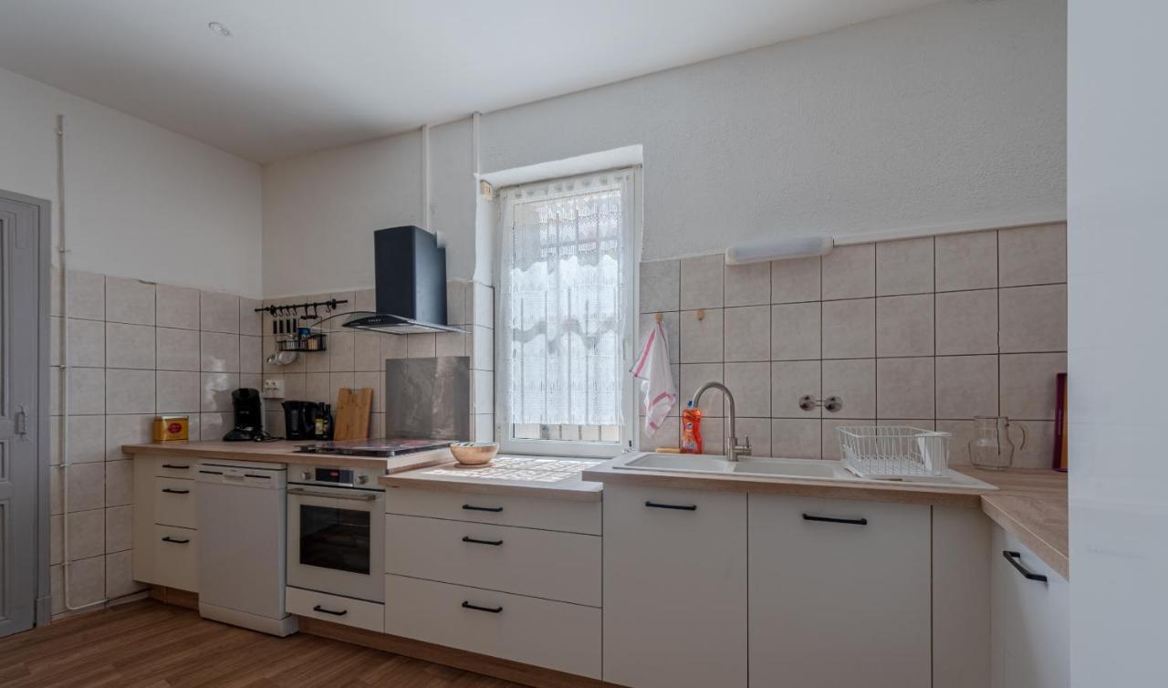 Drissia&Othman Grande Casa Apartment Каркасон Екстериор снимка