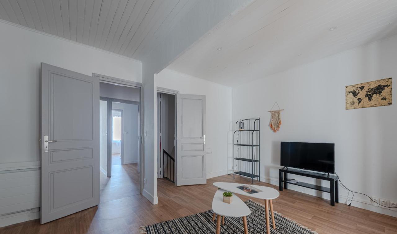 Drissia&Othman Grande Casa Apartment Каркасон Екстериор снимка
